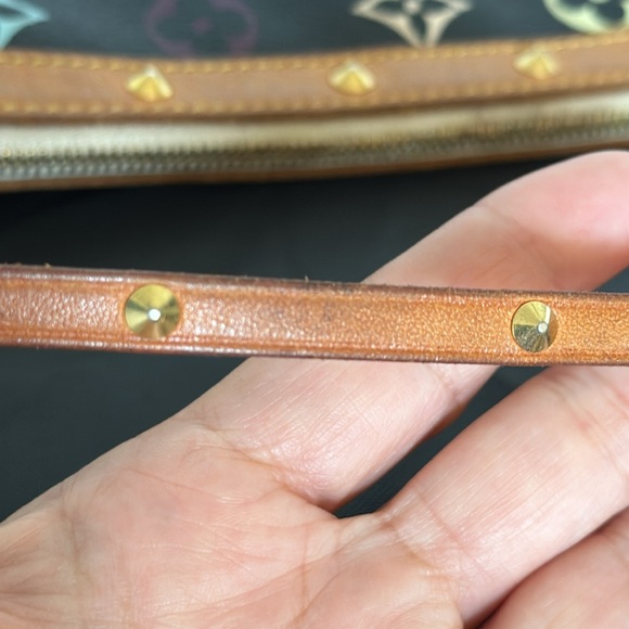 Louis Vuitton Monogram Murakami Multicolor Studded Pochette Accessories Black - Picture 11 of 17